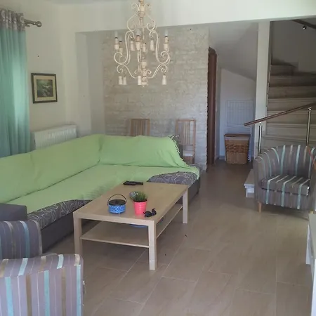 Maria 2 公寓式酒店