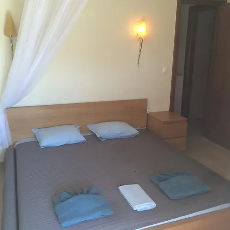 Lägenhetshotell Maria 2 3*