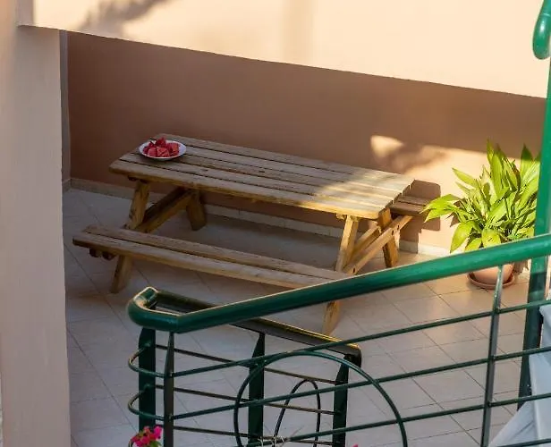 Maria 2 Lägenhetshotell Toroni