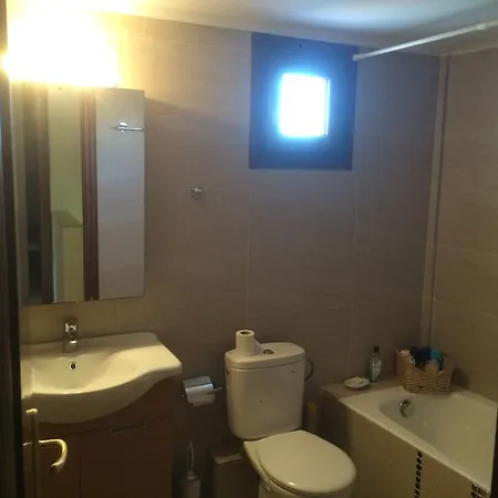 Maria 2 3* טורוני